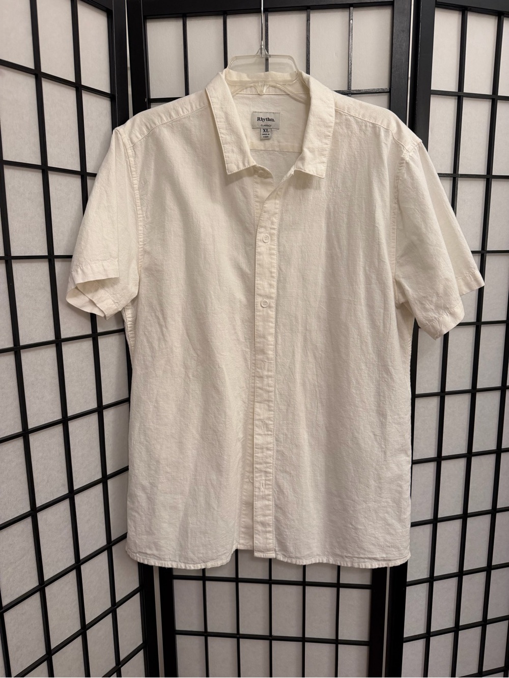 NWOT Rhythm Classic XL Shortsleeved Shirt